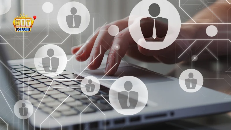 Tác giả Hoàng Phong